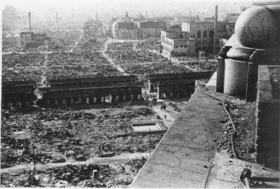 280px-Photo-TokyoAirRaids-1945-3-10-Destroyed_Nakamise-3.png
