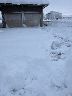車庫除雪前.jpg